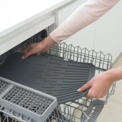 Brabantia Sinkside Dark Grey Silicone Dish Drying Mat -Command Shop 1000158194 alt02