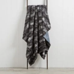 Dunelm Plush Faux Fur 130cm X 180cm Throw
