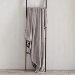 Dunelm Seriously Soft 180cm X 230cm Throw
