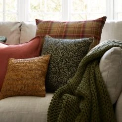 Dunelm Chunky Knit Throw -Command Shop 30725722 alt07