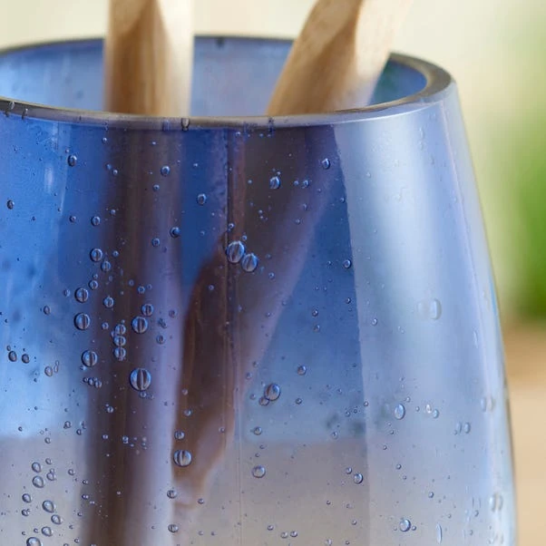 Dunelm Ombre Bubble Glass Blue Tumbler 4 Dunelm Ombre Bubble Glass Blue Tumbler - Image 2