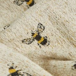 Dunelm Bee Jaquard Throw Natural -Command Shop 30766800 alt03