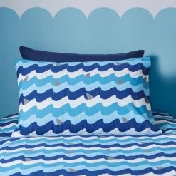 Dunelm Sharks Duvet Cover And Pillowcase Set -Command Shop 30768122 alt03