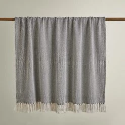 Dunelm Jenson Herringbone 130cm X 180cm Throw -Command Shop 30768546 alt04