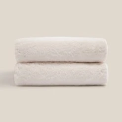 Dunelm Lenon Plush Throws -Command Shop 30771897 alt03