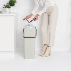 Brabantia Sort And Go Recycle Bin 40L 11 Brabantia Sort And Go Recycle Bin 40L -Command Shop 30788027 alt03